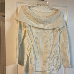 Ohmg waffle material sweater